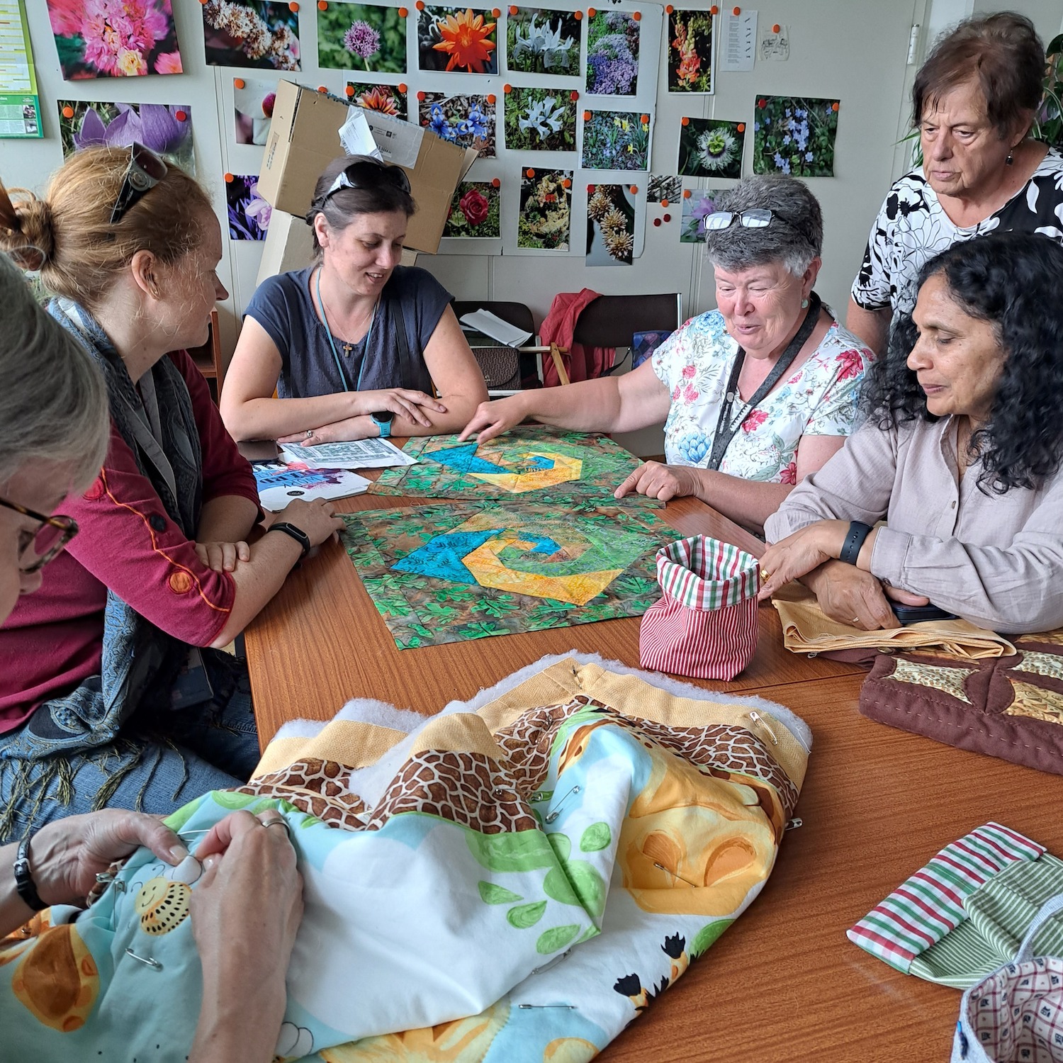 Join the ribbon embroidery group, quilting group, jewelry making or an origami folding class. Or take part in one of the workshops organized by the Kiosk. Share your talents and skill or start a new craft group.